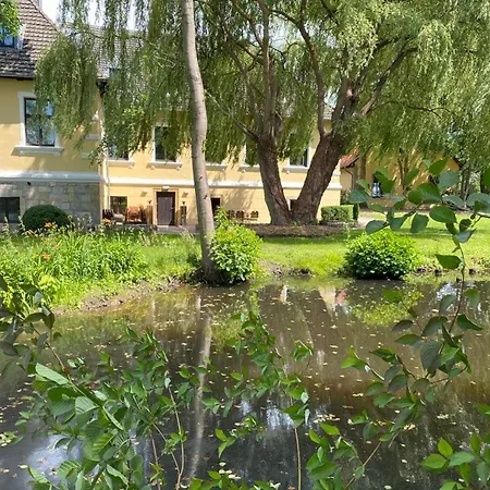 מלון Jagdschloss Habichtswald