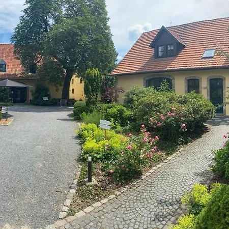 Jagdschloss Habichtswald מלון *