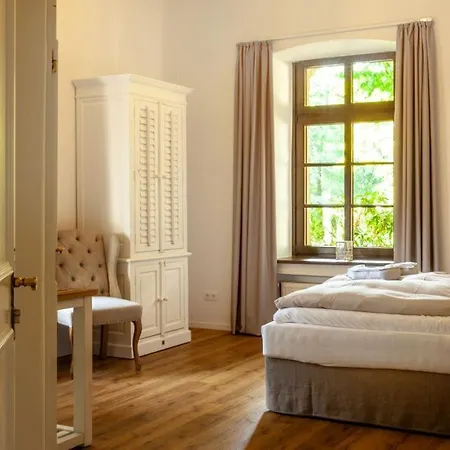 מלון Jagdschloss Habichtswald