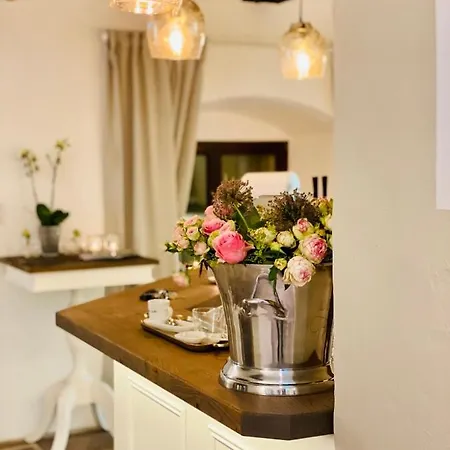 מלון Jagdschloss Habichtswald *