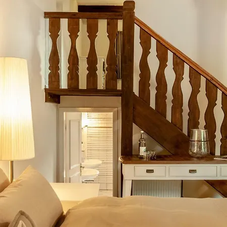 Jagdschloss Habichtswald * טקלנבורג