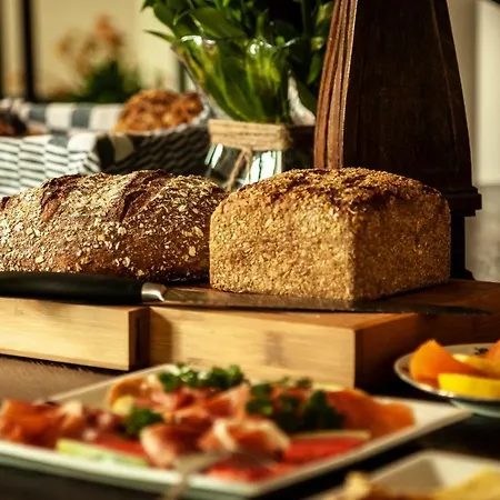 מלון Jagdschloss Habichtswald