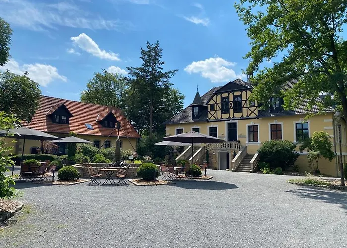 Jagdschloss Habichtswald * Tecklenburg