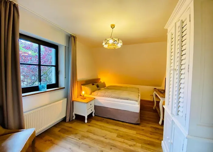 Jagdschloss Habichtswald 테클렌부르그