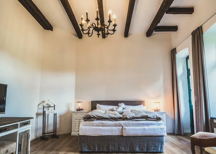 Jagdschloss Habichtswald *